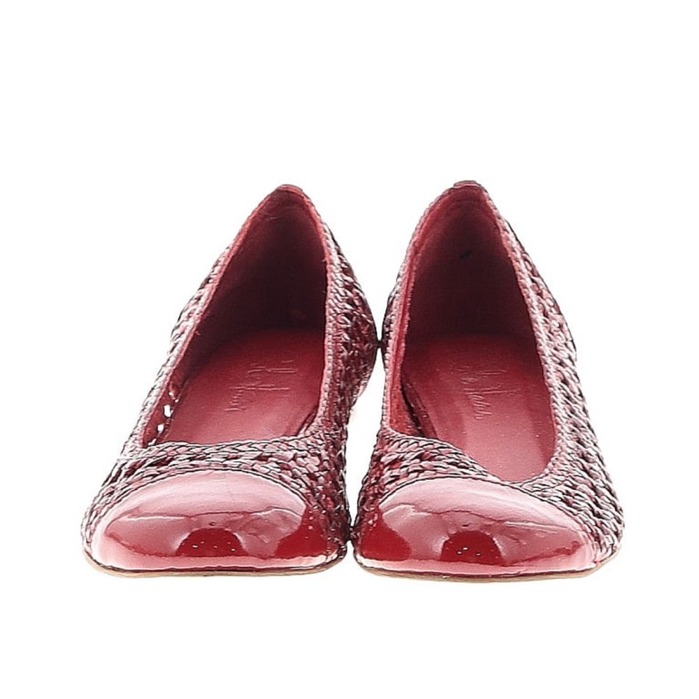 Red flats - Picture 2 of 2